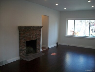 Large living room with wbfp
