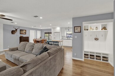 110 W Driftwood Dr, Fredericksburg, TX 78624 - photo 3