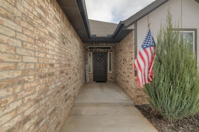 4716 Bermuda Dr, Mustang, OK 73064 - photo 3