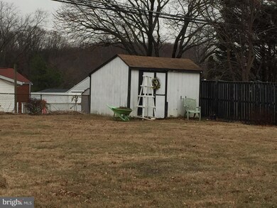 335 Walgrove Rd, Reisterstown, MD 21136 - photo 3