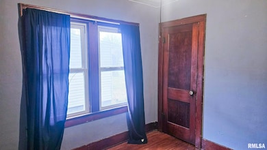 649 Dean Ct, Canton, IL 61520 - photo 6