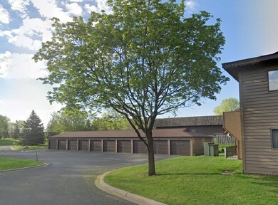5445 Babcock Trail unit N103, Inver Grove Heights, MN 55077 - photo 2