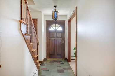 22 Spencer Dr, Nashua, NH 03062 - photo 2