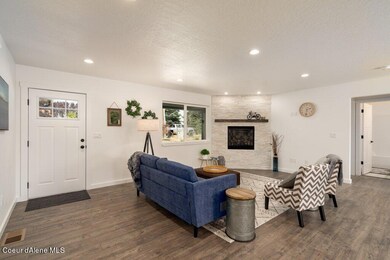 Entry to Living Room