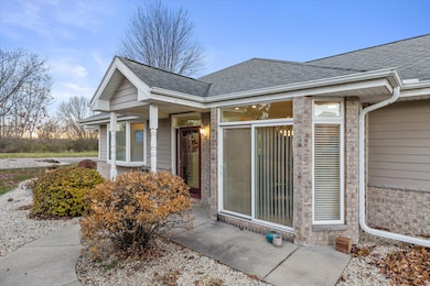 115 Pheasant Run, Johnson Creek, WI 53038 - photo 2