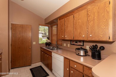 007_Kitchen