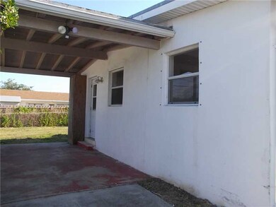 802 Schumann Dr, Sebastian, FL 32958 - photo 3