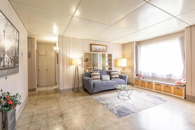 1901 E Maxwell Ln, Bloomington, IN 47401 - photo 4