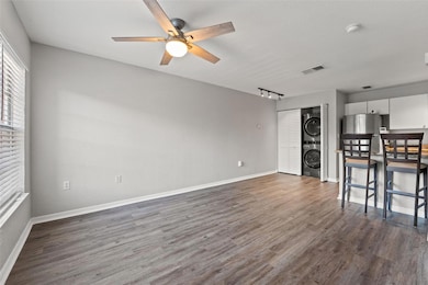 9042 Lake Chase Island Way, Tampa, FL 33626 - photo 4