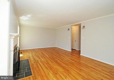 6612 Midhill Place, Falls Church, VA 22043 - photo 4