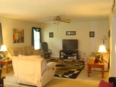 6624 Manchester Rd, New Franklin, OH 44216 - photo 5