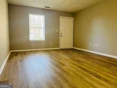 105 Granite St unit B, Hogansville, GA 30230 - photo 6