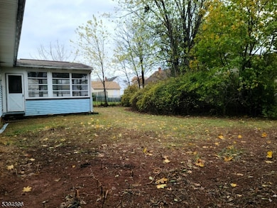 327 White Ave, Manville, NJ 08835 - photo 4