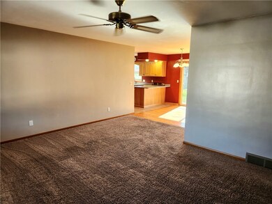 3302 Loveland Ave, Erie, PA 16506 - photo 7