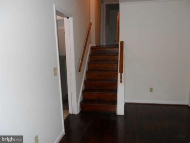 8812 Littlewood Rd, Parkville, MD 21234 - photo 5