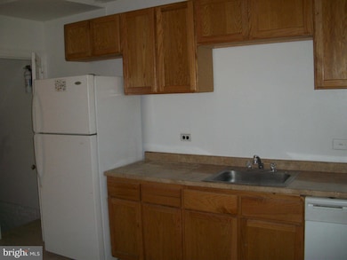 3446 Cliftmont Ave, Baltimore, MD 21213 - photo 5