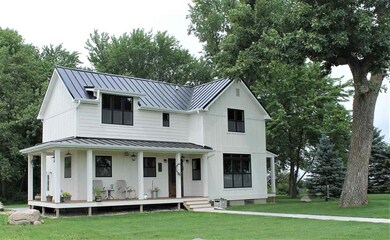 2115 280th St, Spencer, IA 51301 - photo 2