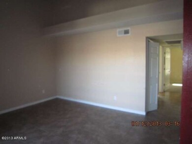morry_living room