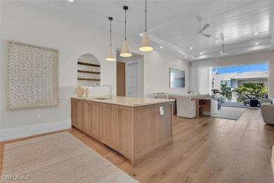 201 8th St S unit 311, Naples, FL 34102 - photo 6