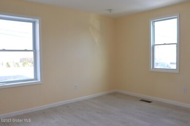 unlisted-address, Albany, NY 12206 - photo 3