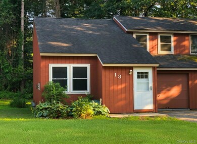 13 Wake Robin Rd, Ballston Spa, NY 12020 - photo 2