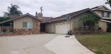 4161 Clubhouse Dr, Lakewood, CA 90712 - photo 2