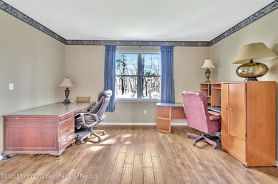OFFICE/DEN/BEDROOM