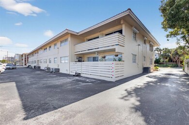 371 SW 8th St unit 2-C, Boca Raton, FL 33432 - photo 3