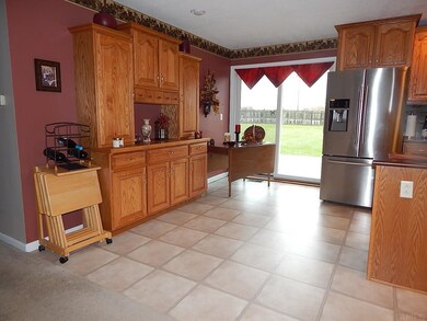 405 E Dustman Rd, Bluffton, IN 46714 - photo 4