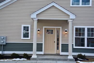 8 Fairway Dr unit 8B, Cranston, RI 02920 - photo 4