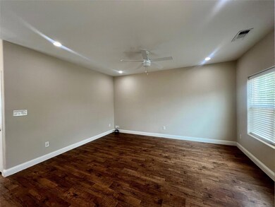 601 E Carter St, Sherman, TX 75090 - photo 6