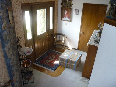 5-Foyer
