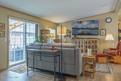IntLivingRoom