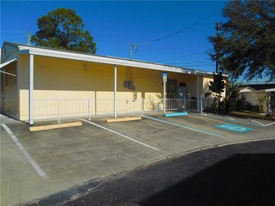 Recreation center 