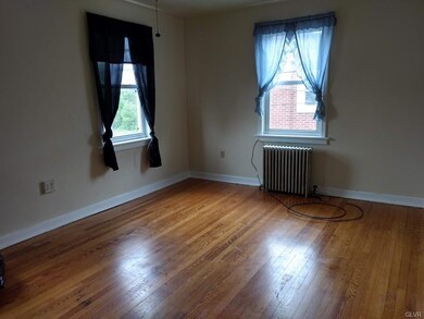 396 W Whitehall St unit 398, Allentown, PA 18102 - photo 7