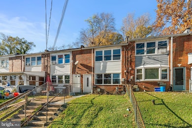 430 Burbank Ct, Halethorpe, MD 21227 - photo 3