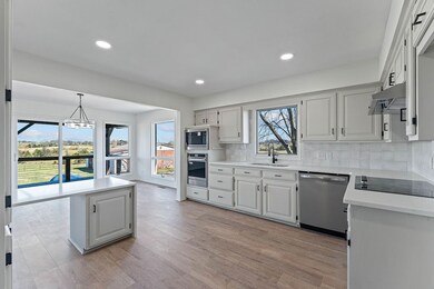 20570 Highway 62, Garfield, AR 72732 - photo 5