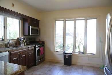 320 Quinobequin Rd, Waban, MA 02468 - photo 5