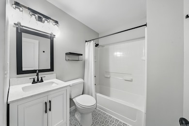 211 Adams St N, Mena, AR 71953 - photo 7