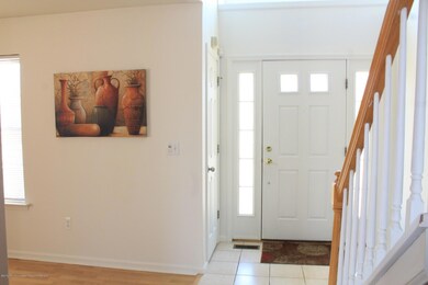 Grand 2 story entry