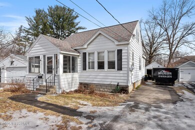 3-web-or-mls-2075-curry-rd