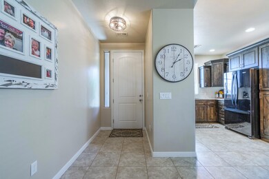1014 North Silver Lode Ave-008
