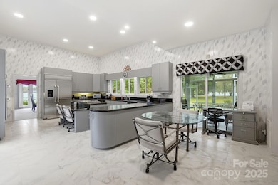 290 Blucher Cir, Clover, SC 29710 - photo 4