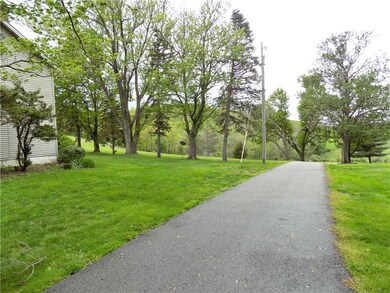 836 Little Summit Rd, Dunbar, PA 15431 - photo 3