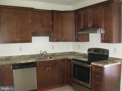 400 Lippincott Ave unit B, Riverton, NJ 08077 - photo 2