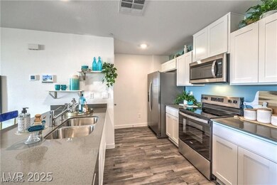 502 Golden Myna Ave, Henderson, NV 89011 - photo 7