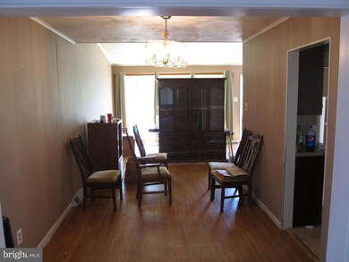 14 Arlington Ave, Maple Shade, NJ 08052 - photo 4