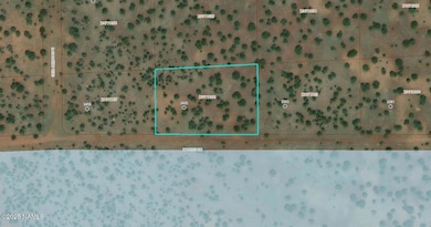 3405 W Pinto Dr, Ash Fork, AZ 86320 - photo 2