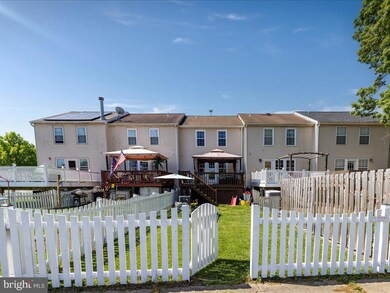 232 Oak Leaf Way, Halethorpe, MD 21227 - photo 6