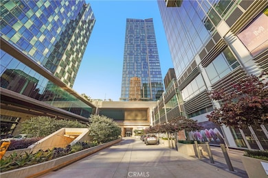 Metropolis Los Angeles - Tower I unit 2507, Los Angeles, CA 90017 - photo 3